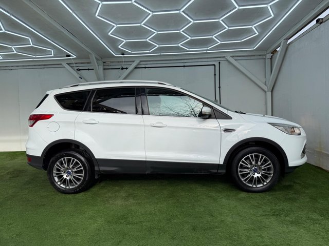 View our FORD KUGA
