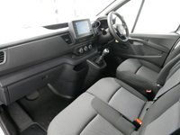 USED 2025 74 RENAULT TRAFIC 30 2.0 BLUEDCI 130 BHP SL SWB ADVANCE EDITION 2025 YEAR | CARPLAY | AIR CON