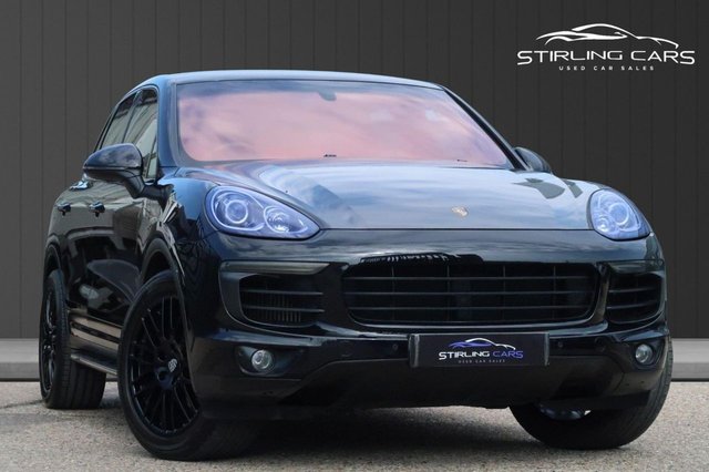 View our Porsche Cayenne 3.0 TD V6 SUV 5dr Diesel TiptronicS 4WD Euro 6 (s/s) (262 ps)
