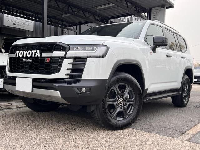 View our TOYOTA LAND CRUISER