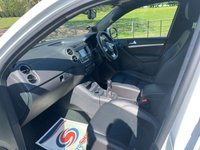 USED 2013 63 VOLKSWAGEN TIGUAN 2.0 TDI BlueMotion Tech R-Line SUV 5dr Diesel Manual 4WD Euro 5 (s/s) (170 ps) Full Service History!
