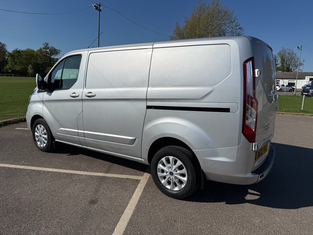 View our FORD TRANSIT CUSTOM