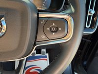 USED 2022 22 VOLVO XC40 1.5 T3 R-Design SUV 5dr Petrol Manual 163 bhp 