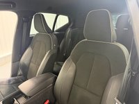 USED 2022 22 VOLVO XC40 1.5 T3 R-Design SUV 5dr Petrol Manual 163 bhp 