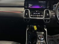 USED 2022 72 KIA SORENTO 1.6 h T-GDi 3 SUV 5dr Petrol Hybrid Auto AWD Euro 6 (s/s) (226 bhp) 