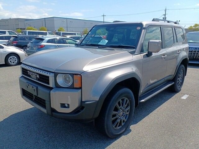 View our TOYOTA LAND CRUISER