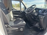 USED 2019 69 IVECO DAILY 2.3D HPI 14V 35C 3520L Panel Van 5dr Diesel Manual MWB H2 Euro 6 (s/s) (DRW) (136 ps) EXTRA HIGH ROOF AUTOMATIC REAR TWIN WHEEL