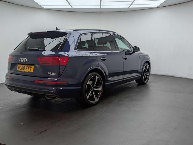 USED 2019 68 AUDI Q7 3.0 Q7 Black Edition 50 TDI Quattro Auto 4WD 5dr CLICK+COLLECT / HOME DELIVERY