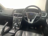 USED 2015 N VOLVO V40 CROSS COUNTRY 1.6 D2 Lux Hatchback 5dr Diesel Powershift Euro 5 (s/s) (115 ps) EXCELLENT HISTORY + BLUETOOTH