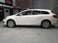 USED 2013 VAUXHALL ASTRA 2.0 CDTi SE Sports Tourer 5dr Diesel Manual Euro 5 (s/s) (165 ps) 