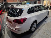 USED 2013 VAUXHALL ASTRA 2.0 CDTi SE Sports Tourer 5dr Diesel Manual Euro 5 (s/s) (165 ps) 