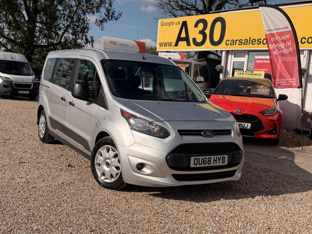 View our FORD GRAND TOURNEO CONNECT