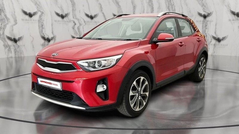 2018 Kia Stonic in red — photo 3 of 14