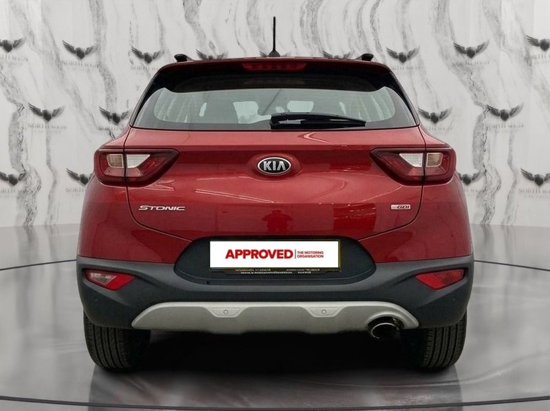 2018 Kia Stonic in red — photo 5 of 14
