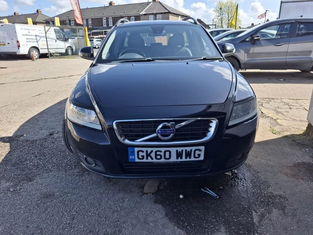 View our VOLVO V50