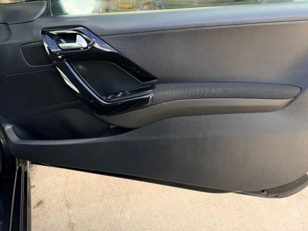 USED 2018 18 PEUGEOT 208 1.2 PureTech Black Edition Hatchback 3dr Petrol Manual Euro 6 (82 ps) 