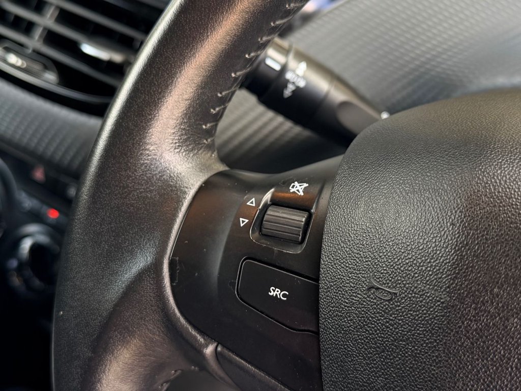 USED 2018 18 PEUGEOT 208 1.2 PureTech Black Edition Hatchback 3dr Petrol Manual Euro 6 (82 ps) 