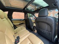 USED 2015 PORSCHE CAYENNE 3.0 TD V6 SUV 5dr Diesel TiptronicS 4WD Euro 6 (s/s) (262 ps) 