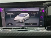 USED 2021 70 VOLKSWAGEN GOLF 1.5 TSI R-Line Hatchback 5dr Petrol Manual Euro 6 (s/s) (150 ps) 17 INCH ALLOY WHEELS, FRONT AND REAR PARKING SENSORS  , APPLE CARPLAY-ANDROID AUTO - MIRROR LINK , DIGITAL COCKPIT , R-LINE , SERVICE HISTORY