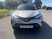 USED 2020 70 TOYOTA C-HR 1.8 VVT-h Dynamic SUV 5dr Petrol Hybrid CVT Euro 6 (s/s) (122 ps) 1 OWNER GREAT SPEC FSH