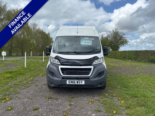 View our PEUGEOT BOXER
