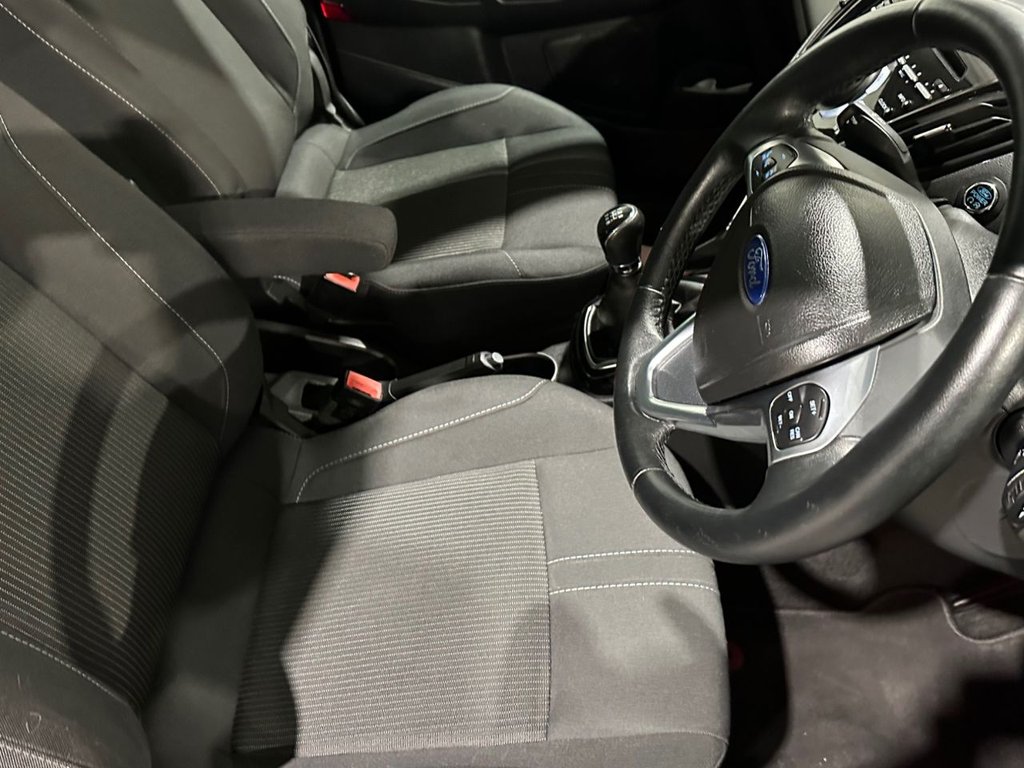 USED 2015 65 FORD B-MAX 1.0T EcoBoost Titanium MPV 5dr Petrol Manual Euro 5 (100 ps) 