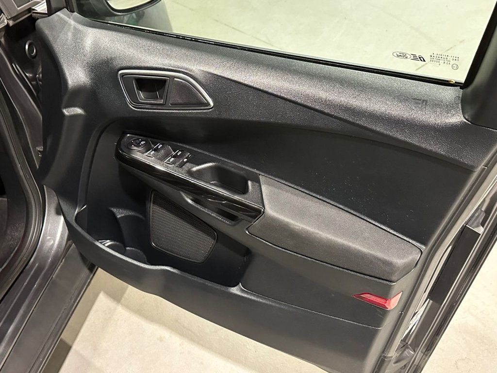 USED 2015 65 FORD B-MAX 1.0T EcoBoost Titanium MPV 5dr Petrol Manual Euro 5 (100 ps) 