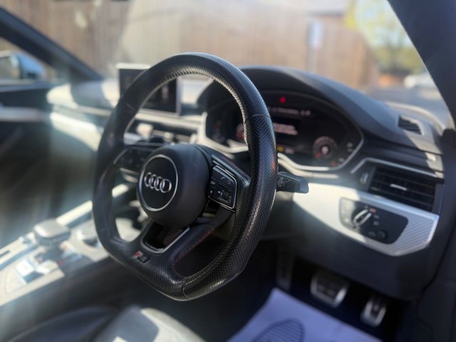 View our AUDI RS5