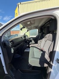 USED 2023 23 VAUXHALL VIVARO 1.5 Turbo D 2900 Pro Panel Van 6dr Diesel Manual L2 H1 Euro 6 (s/s) (100 ps) Drives superb !