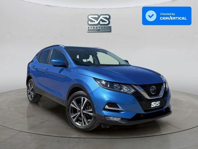 View our Nissan Qashqai range