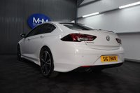 USED 2017 VAUXHALL INSIGNIA 2.0 Turbo D BlueInjection SRi VX Line Nav Grand Sport 5dr Diesel Automatic Euro 6 (s/s) (170 ps) FULL SERVICE HISTORY / AUTOMATIC / HIGH SPEC VX-LINE