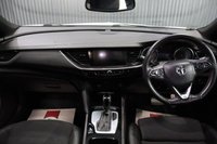 USED 2017 VAUXHALL INSIGNIA 2.0 Turbo D BlueInjection SRi VX Line Nav Grand Sport 5dr Diesel Automatic Euro 6 (s/s) (170 ps) FULL SERVICE HISTORY / AUTOMATIC / HIGH SPEC VX-LINE