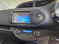 USED 2018 68 TOYOTA YARIS 1.5 VVT-h Design Hatchback 5dr Petrol Hybrid E-CVT Euro 6 (s/s) (100 ps) PETROL HYBRID