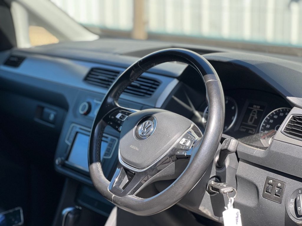 USED 2020 70 VOLKSWAGEN CADDY MAXI LIFE 2.0 TDI MPV 5dr Diesel DSG Euro 6 (s/s) (102 ps) *BRAND NEW 19" WHEELS & TYRES*