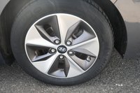 USED 2019 19 HYUNDAI IONIQ 28kWh Premium Hatchback 5dr Electric Auto (120 ps) ** FULL HYUNDAI HISTORY **