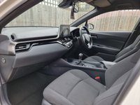 USED 2018 68 TOYOTA C-HR 1.2 VVT-i Icon SUV 5dr Petrol Manual Euro 6 (s/s) (116 ps) ** WE OFFER FINANCE ON THIS CAR **