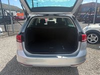 USED 2017 17 VOLKSWAGEN PASSAT 2.0 TDI SE Business Estate 5dr Diesel Manual Euro 6 (s/s) (150 ps) SAT NAV. SENSORS. ESTATE. 1 FORMER OWNER. 2 KEYS