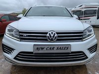 USED 2015 15 VOLKSWAGEN TOUAREG 3.0 TDI V6 BlueMotion Tech R-Line SUV 5dr Diesel Tiptronic 4WD Euro 6 (s/s) (262 ps) very low mls fsh top spec immaculate condition comes with 1 years mot service and 3 mts warranty