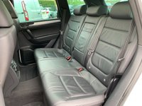 USED 2015 15 VOLKSWAGEN TOUAREG 3.0 TDI V6 BlueMotion Tech R-Line SUV 5dr Diesel Tiptronic 4WD Euro 6 (s/s) (262 ps) very low mls fsh top spec immaculate condition comes with 1 years mot service and 3 mts warranty