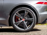 USED 2015 A JAGUAR F-TYPE 5.0 V8 R Coupe 2dr Petrol Auto AWD Euro 6 (s/s) (550 ps) V8 power, incredible sound.