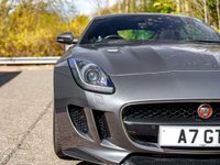 USED 2015 A JAGUAR F-TYPE 5.0 V8 R Coupe 2dr Petrol Auto AWD Euro 6 (s/s) (550 ps) V8 power, incredible sound.
