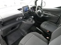 USED 2024 24 VAUXHALL COMBO L1 1.5 TURBO D 100 BHP 2300 PRIME 6 DOOR ( DOG CAGES ) REAR DOG CAGES | TWIN SIDE ACCESS DOORS