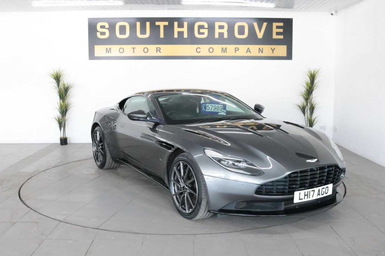 Aston Martin DB11 2017