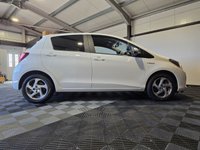 USED 2016 16 TOYOTA YARIS 1.5 VVT-h Icon Hatchback 5dr Petrol Hybrid E-CVT Euro 6 (101 ps) FTSH I 6k Miles I 1 owner