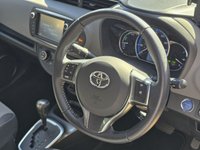 USED 2016 16 TOYOTA YARIS 1.5 VVT-h Icon Hatchback 5dr Petrol Hybrid E-CVT Euro 6 (101 ps) FTSH I 6k Miles I 1 owner