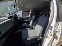USED 2016 16 TOYOTA YARIS 1.5 VVT-h Icon Hatchback 5dr Petrol Hybrid E-CVT Euro 6 (101 ps) FTSH I 6k Miles I 1 owner