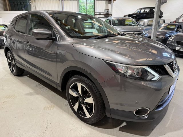 View our Nissan Qashqai