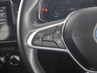 USED 2020 70 RENAULT ZOE R110 52kWh Iconic Hatchback 5dr Electric Auto (i) (107 bhp) 