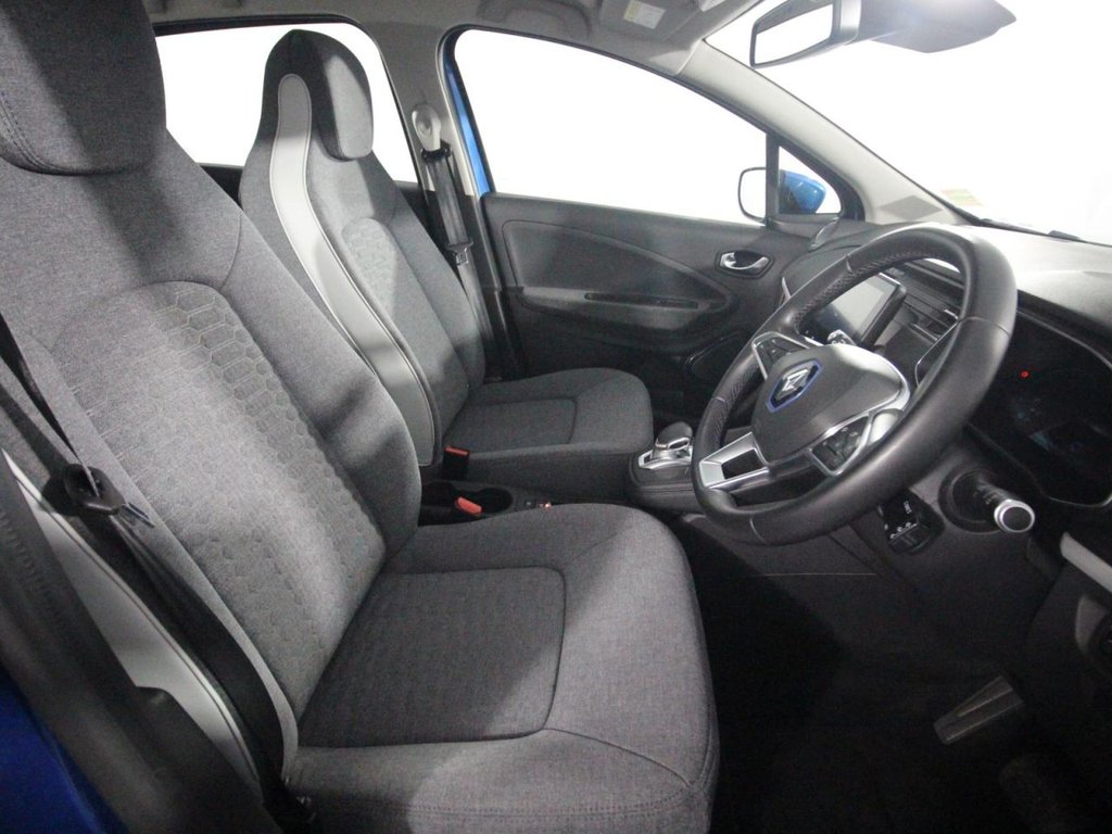 USED 2020 70 RENAULT ZOE R110 52kWh Iconic Hatchback 5dr Electric Auto (i) (107 bhp) 