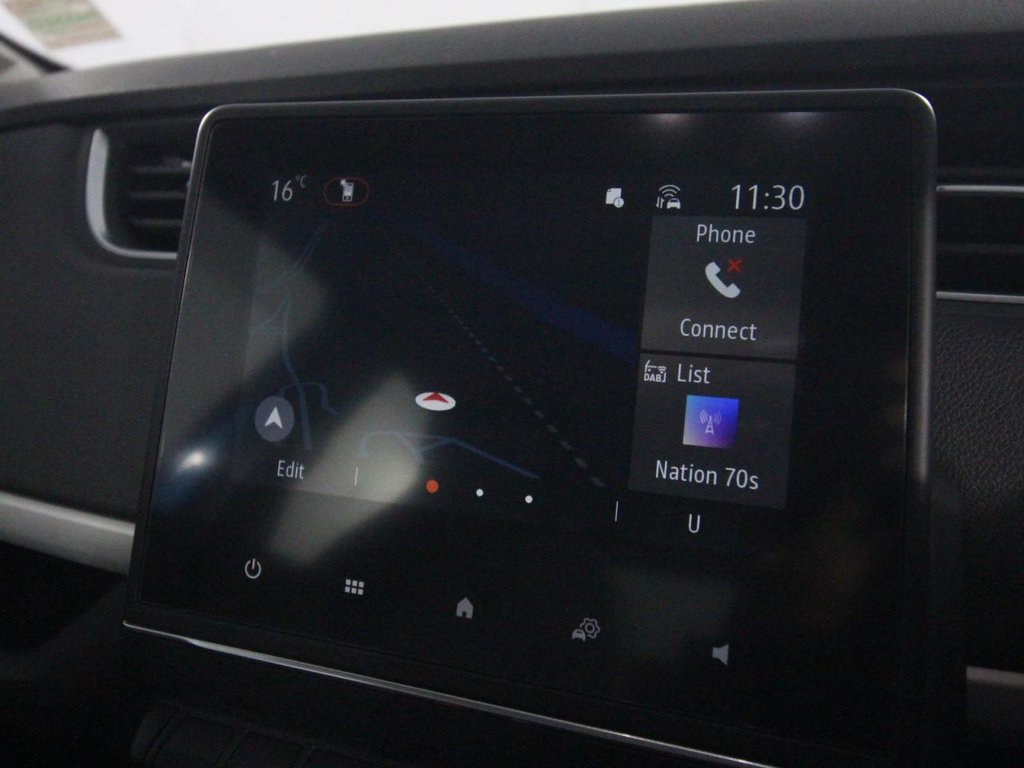 USED 2020 70 RENAULT ZOE R110 52kWh Iconic Hatchback 5dr Electric Auto (i) (107 bhp) 